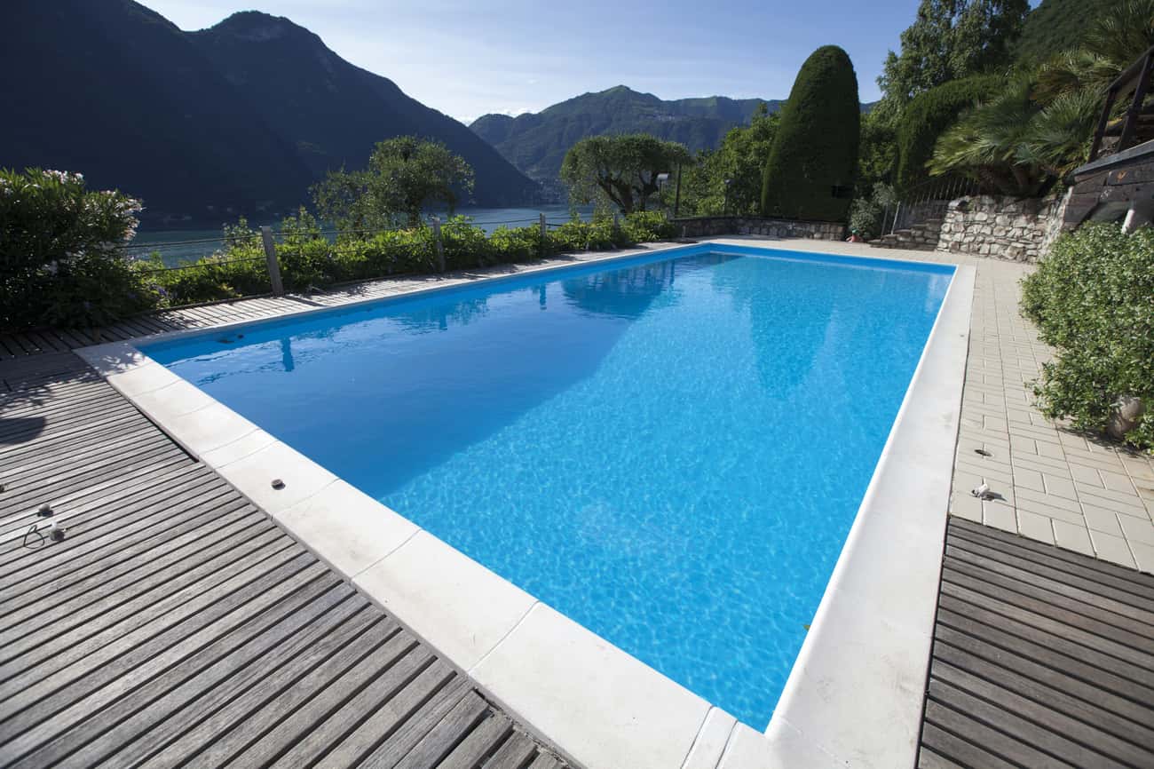 Quels sont les avantages d'investir dans une piscine en béton armé ?