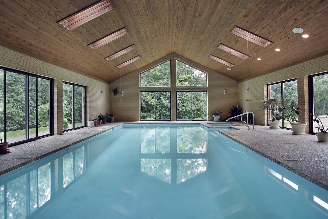 Couvrir sa piscine : les solutions comparées